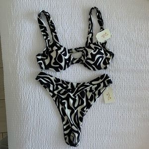 Aurelle Bikini NWT XL